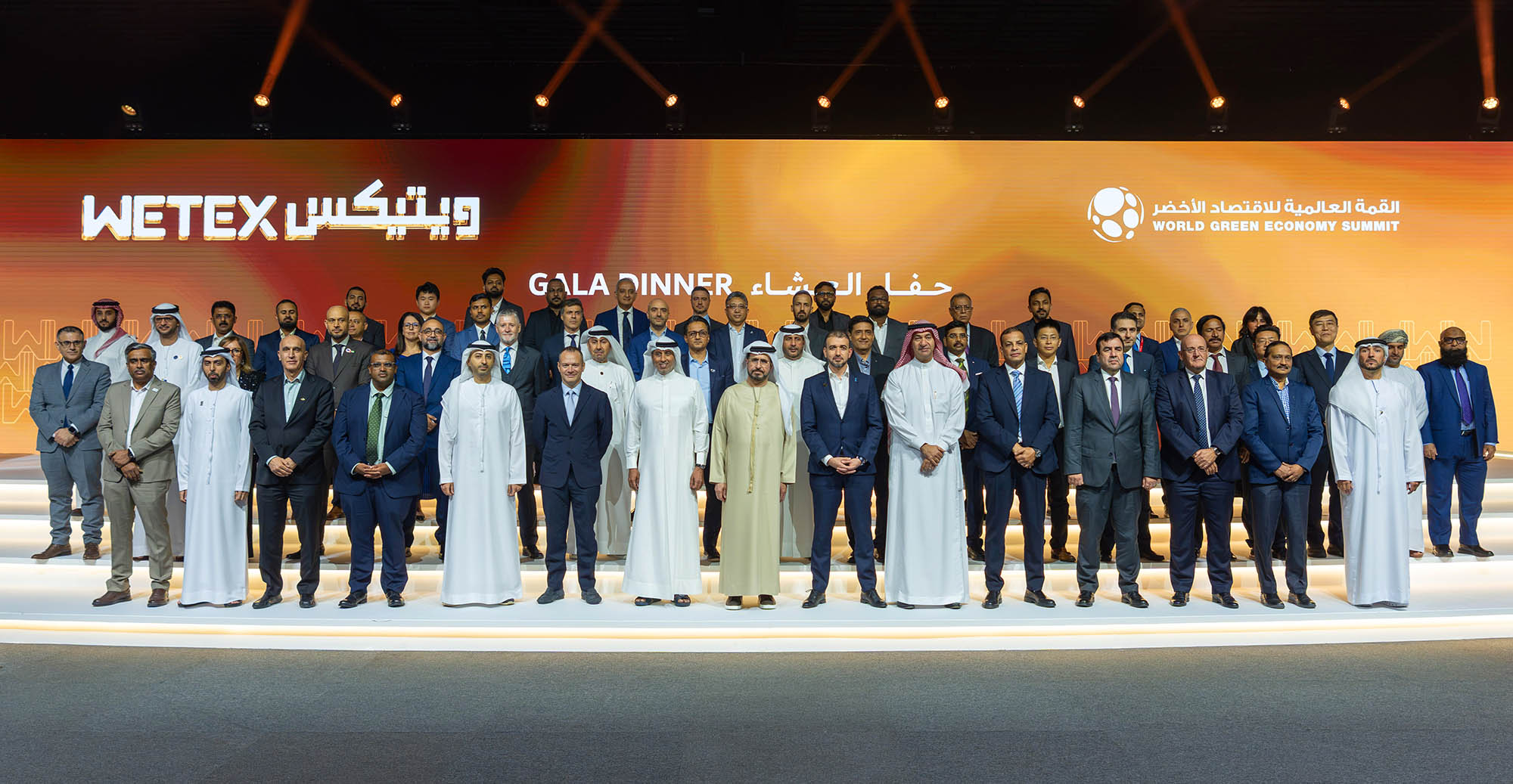 معالي سعيد الطاير يكرّم رعاة وشركاء "ويتيكس" والقمة العالمية للاقتصاد الأخضر 2026