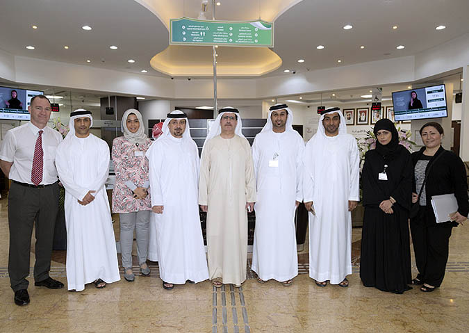 العضو المنتدب الرئيس التنفيذي لهيئة كهرباء ومياه دبي يؤكد أن تطوير تجربة المتعاملين وتحقيق سعادتهم في مقدمة أولويات الهيئة