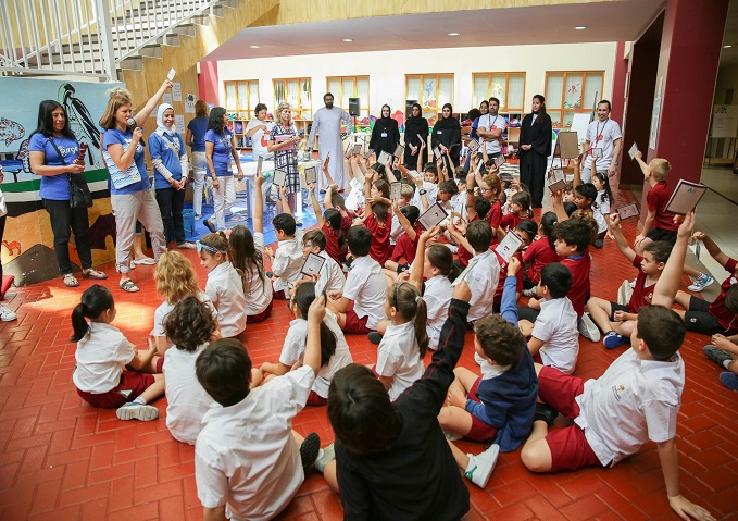 هيئة كهرباء ومياه دبي وسقيا الإمارات تنظمان برنامجاً توعوياً حول ندرة المياه وأهمية الترشيد لطلاب المدارس في دبي 