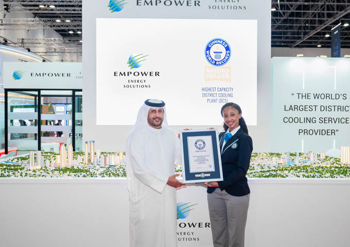 "إمباور" تستلم "شهادة غينيس للأرقام القياسة " لمشروع الخليج التجاري خلال معرض ويتيكس2024 