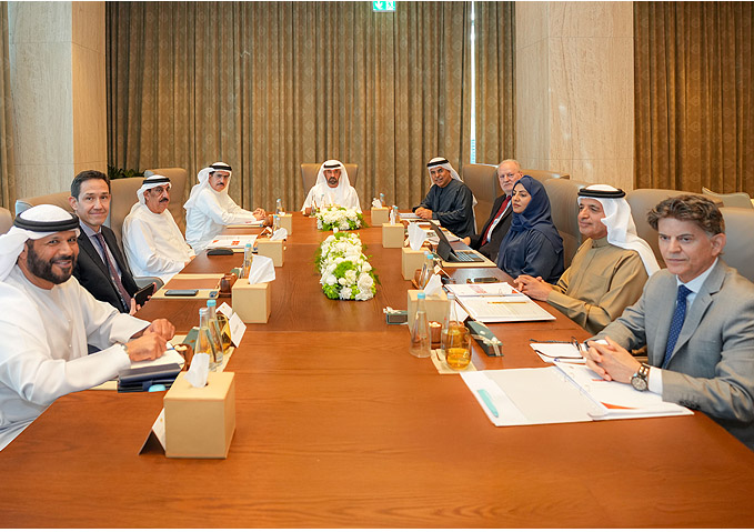 المجلس الأعلى للطاقة في دبي يستعرض التقدم المحرز في تقنيات خفض الانبعاثات الكربونية 