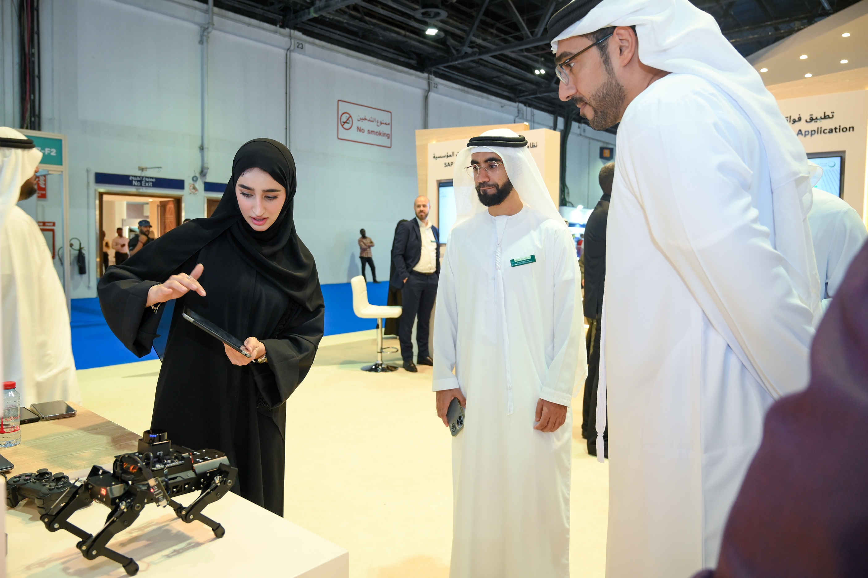 أحدث تقنيات الذكاء الاصطناعي لتسريع التحول الرقمي والارتقاء بجودة الخدمات في "ويتيكس" 2025