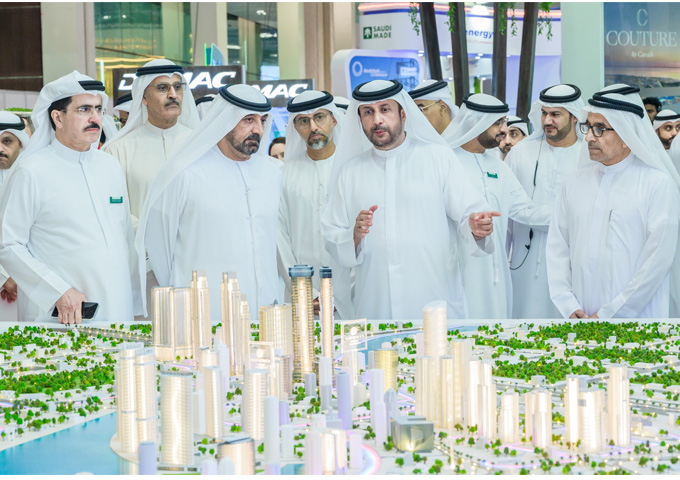 Sheikh Ahmed bin Saeed reviews the world's largest District Cooling Project implemented by Empower