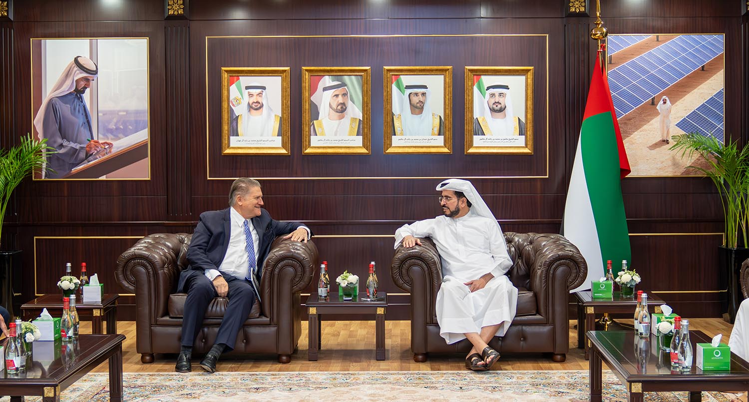 معالي سعيد محمد الطاير يبحث تعزيز التعاون مع "فيرست بابليك هيدروجين" ومعهد أبحاث الطاقة الكهربائية الأمريكي